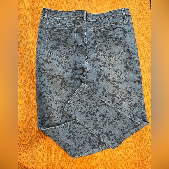 J. Jill Weekender Straight Leg Jeans - Picture 5 of 7